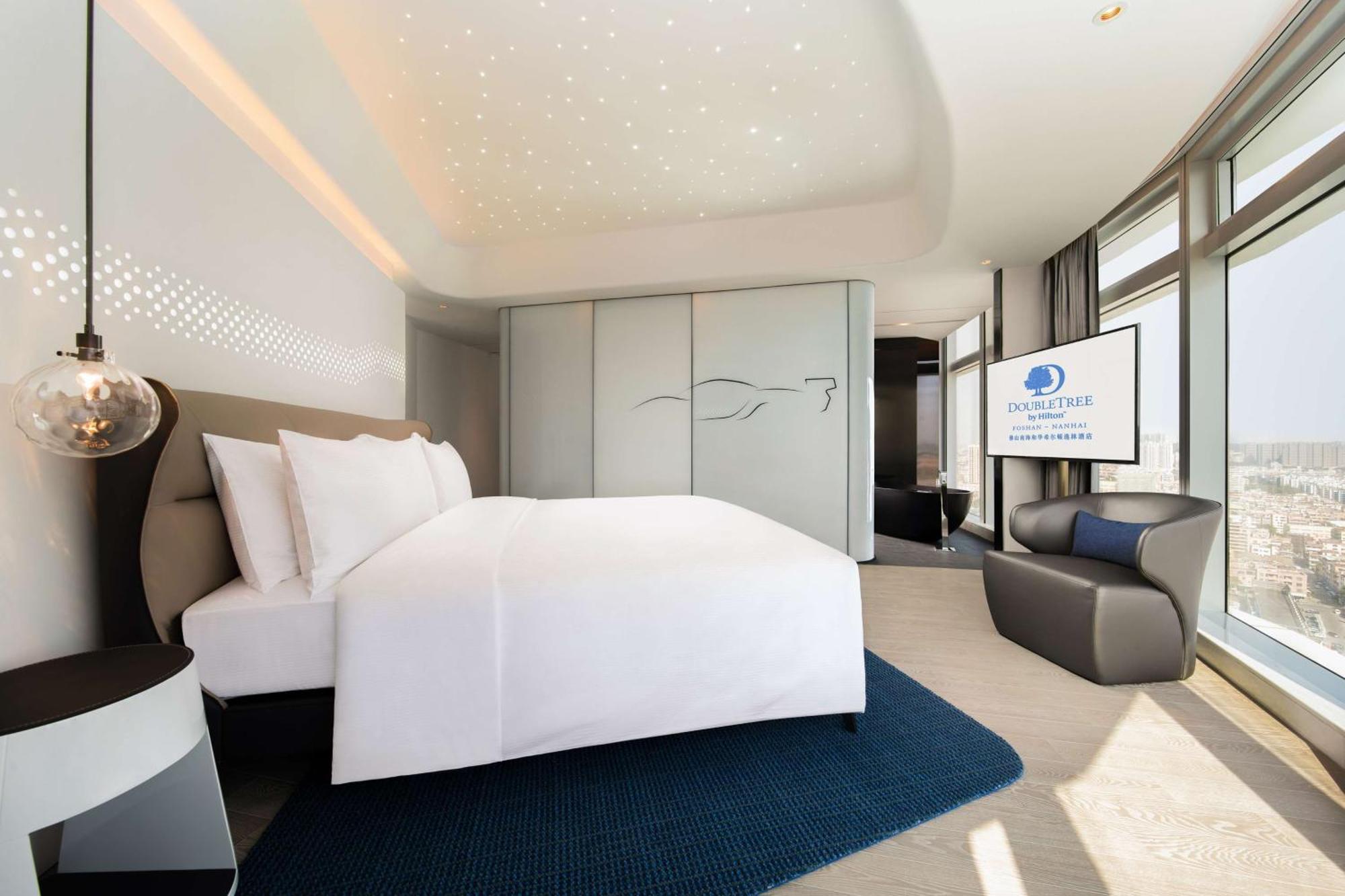 Doubletree By Hilton Foshan Nanhai-Free Canton Fair Shuttle Bus Екстериор снимка